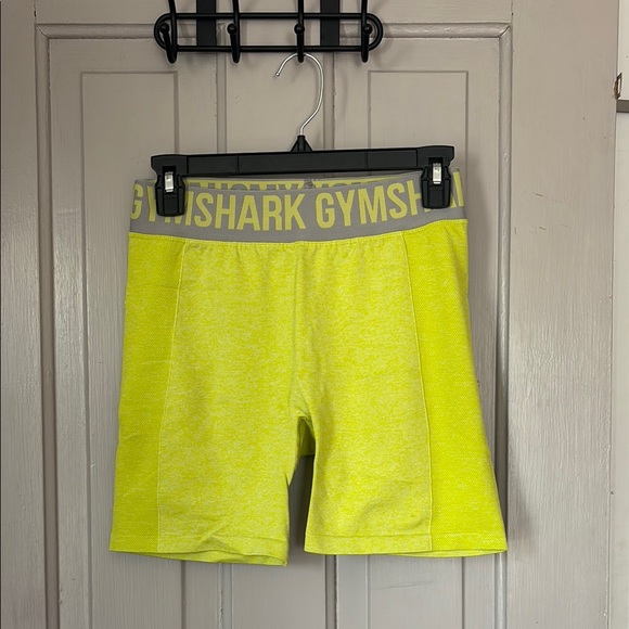 Gymshark Biker Shorts - Picture 1 of 4